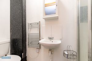 Garage Annexe - Shower Room- click for photo gallery
